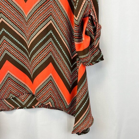 Zac & Rachel Womens Blouse Multicolor Chevron 3/4 Sleeve V Neck Shark Bite M - Picture 7 of 11